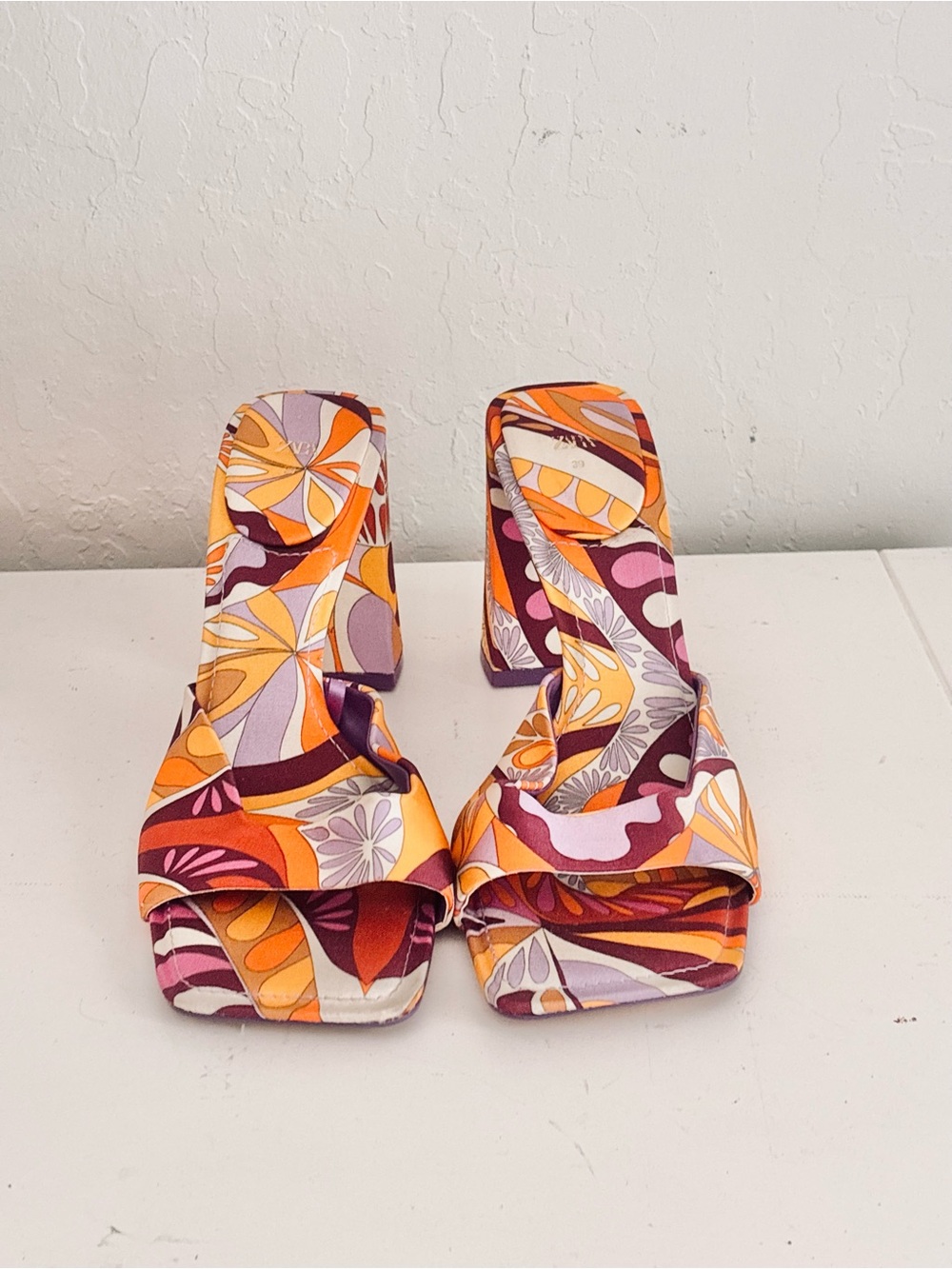 Zara Vibrant Floral Print Block Heel Square Toe Sandals Orange Purple, 39 (8.5) - Picture 7 of 10